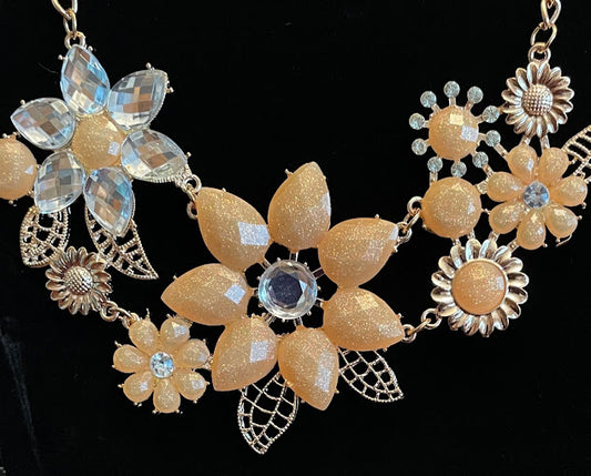 Sunflower Peach Necklace Set