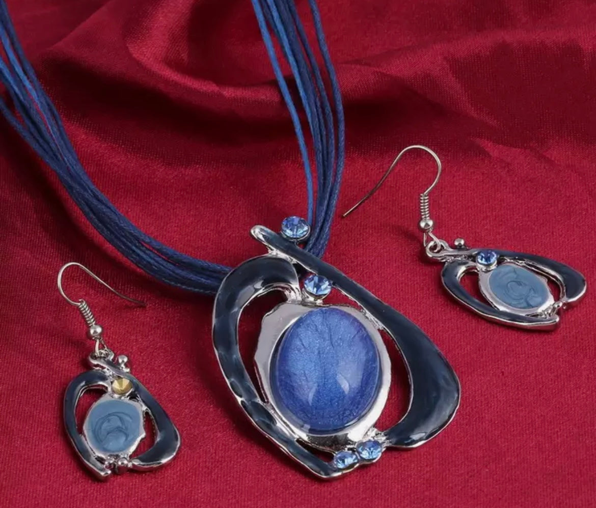 Women's Rio Inspired Design Necklace Set