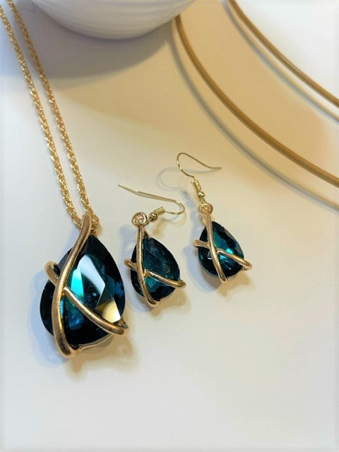 Water Drop Necklace Set